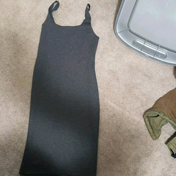 Zara Trafaluc - Picture 2 of 4